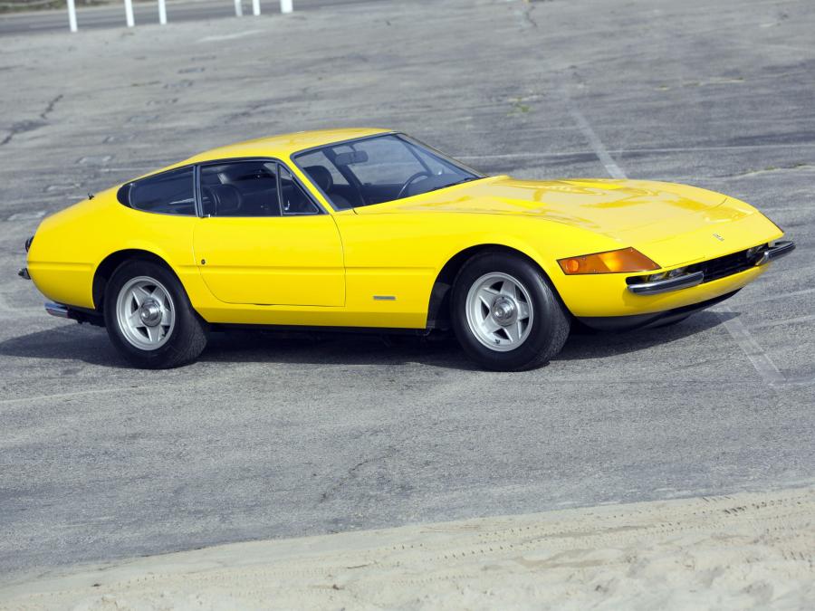  Ferrari 365 GTB/4 Daytona 1971 года  (фото 50 из 52)